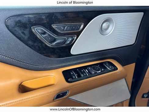 Certified 2025 Lincoln Aviator Black Label w/ Jet Appearance Package image 21