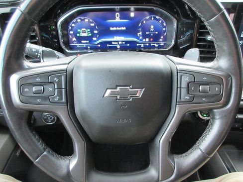 Certified 2022 Chevrolet Silverado 1500 ZR2 w/ Technology Package image 29