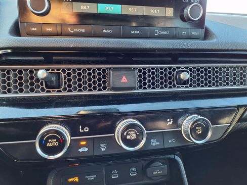 Certified 2025 Honda Civic Sport image 7