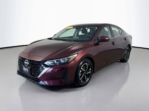 Used 2024 Nissan Sentra SV FWD image 4