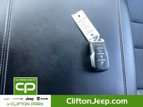 Used 2022 RAM 1500 Big Horn image 16