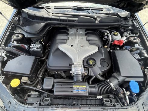 Used 2008 Pontiac G8 w/ Premium Package RWD image 36