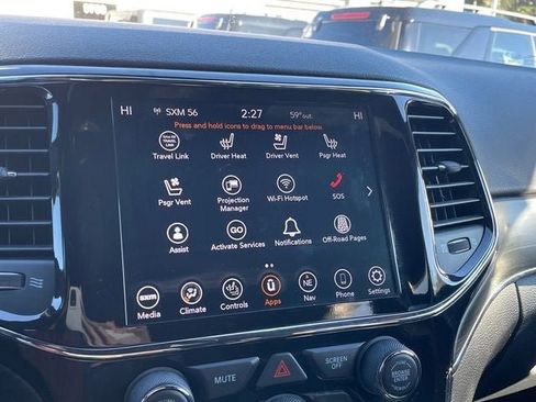 Used 2021 Jeep Grand Cherokee Limited w/ Luxury Group II image 17