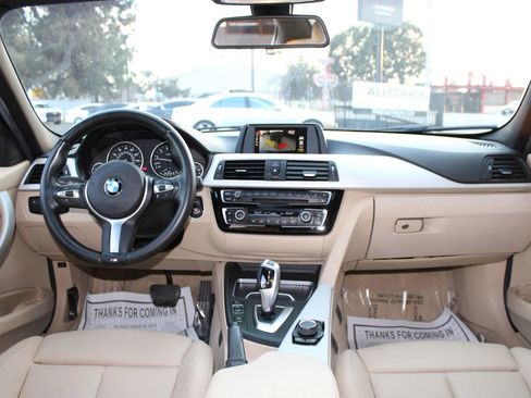 Used 2016 BMW 320i Sedan image 17