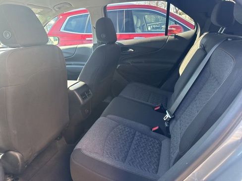 Used 2024 Chevrolet Equinox LT image 11