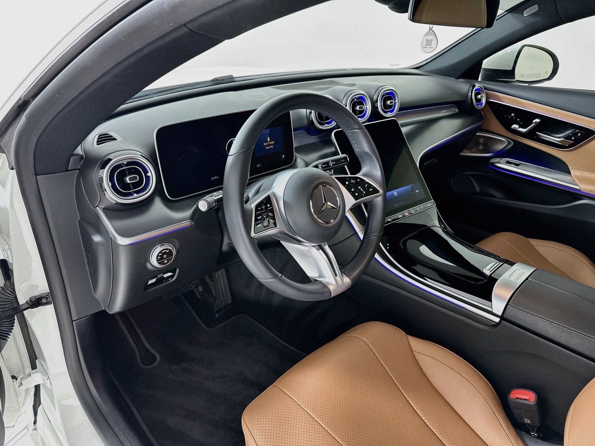 Used 2024 Mercedes-Benz CLE 300 4MATIC Coupe image 10
