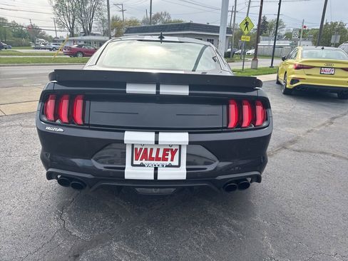 Used 2022 Ford Mustang GT Premium image 11
