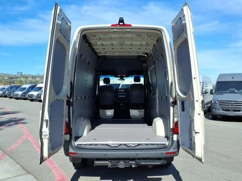 New 2026 Mercedes-Benz Sprinter 144 Cargo image 21