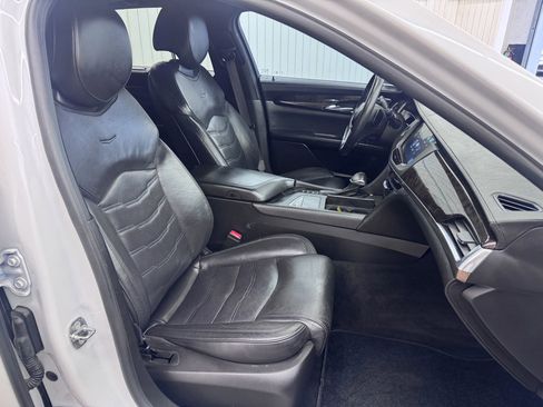 Used 2018 Cadillac CT6 Luxury image 10