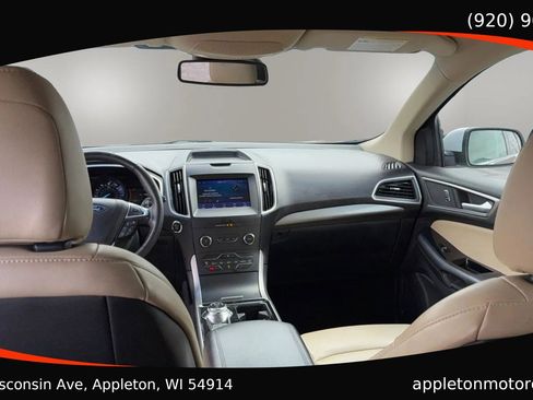 Used 2020 Ford Edge SEL image 13