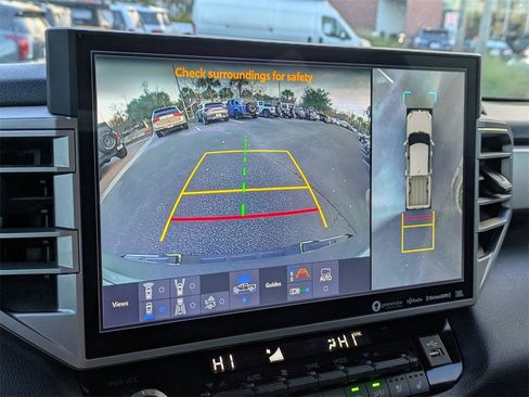 Used 2022 Toyota Tundra Limited image 23