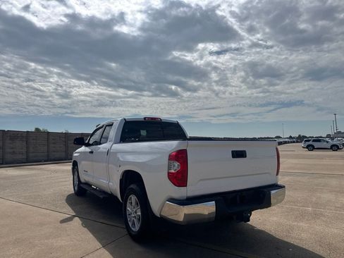 Used 2017 Toyota Tundra SR5 w/ SR5 Upgrade Package RWD image 15