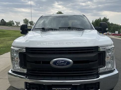 Used 2018 Ford F250 XL w/ Power Equipment Group AWD/4WD image 3