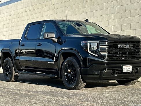Used 2023 GMC Sierra 1500 Elevation w/ LPO, Elevation Black Package image 1