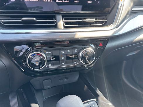 Used 2026 Chevrolet Trax ACTIV w/ Driver Confidence Package image 16