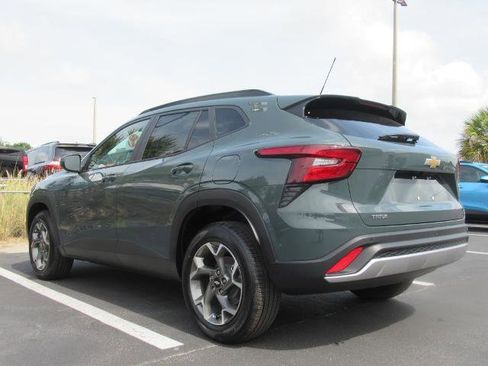 New 2025 Chevrolet Trax LT w/ Driver Confidence Package image 6