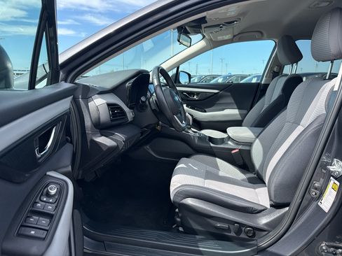 Used 2023 Subaru Outback Premium AWD/4WD image 12