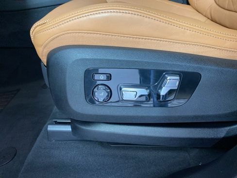 Used 2026 BMW X5 xDrive40i image 11