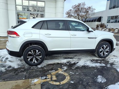 New 2026 Volkswagen Atlas Cross Sport SE AWD/4WD image 8