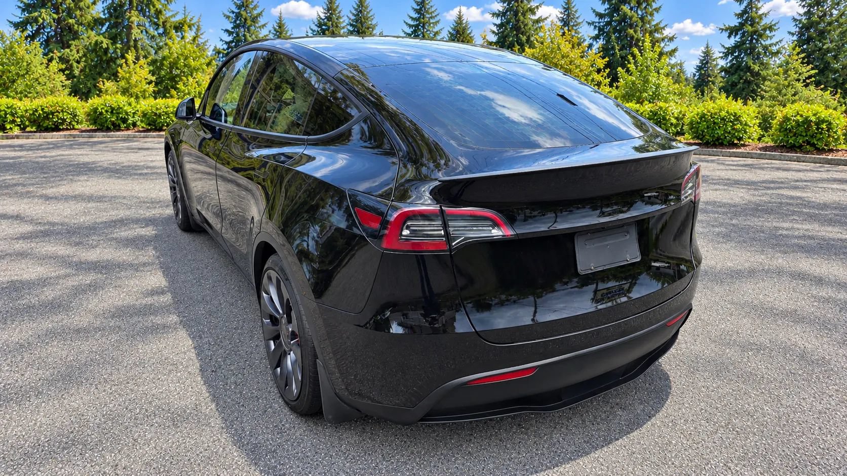 Used 2024 Tesla Model Y Performance AWD/4WD image 7