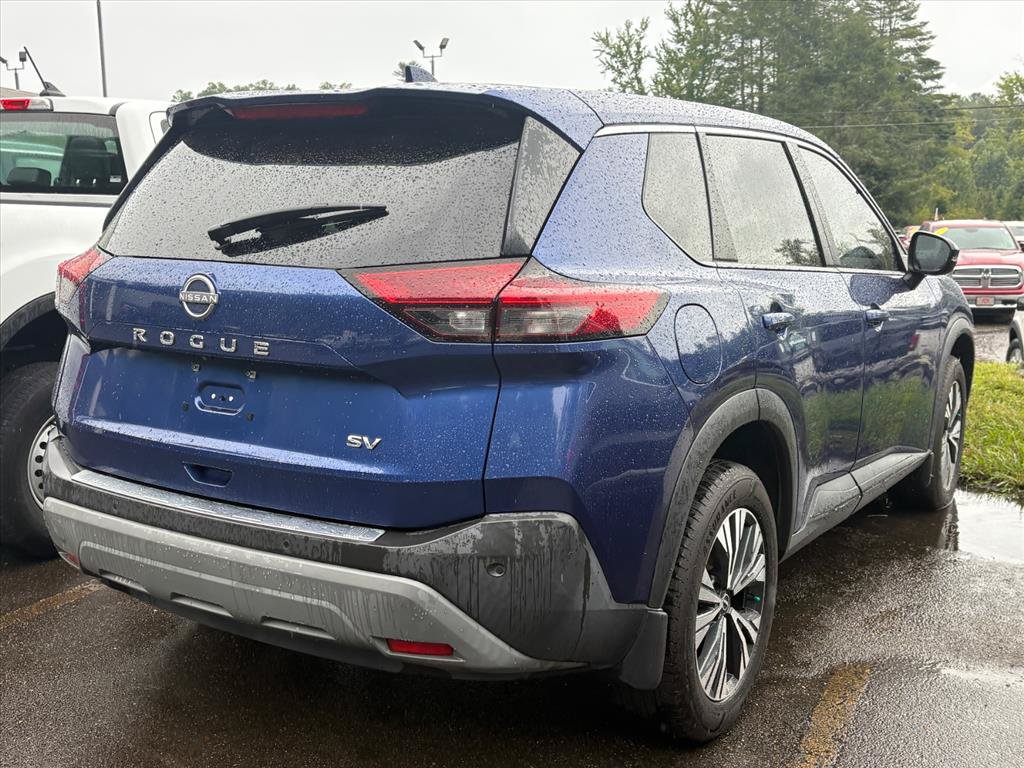Used 2022 Nissan Rogue SV FWD image 6