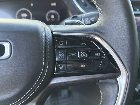 Used 2021 Jeep Grand Cherokee L Overland w/ Luxury Tech Group IV image 13