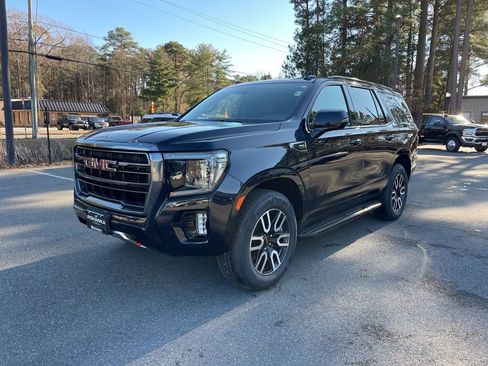 Used 2021 GMC Yukon AT4 AWD/4WD image 2