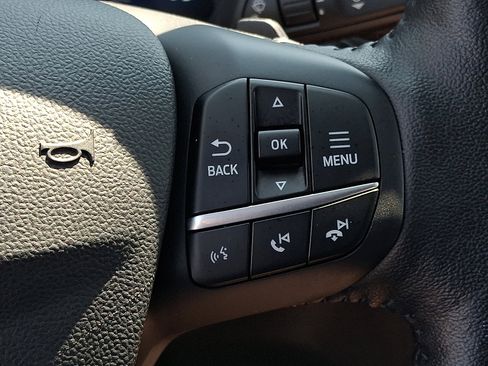 Used 2020 Ford Escape Titanium image 22