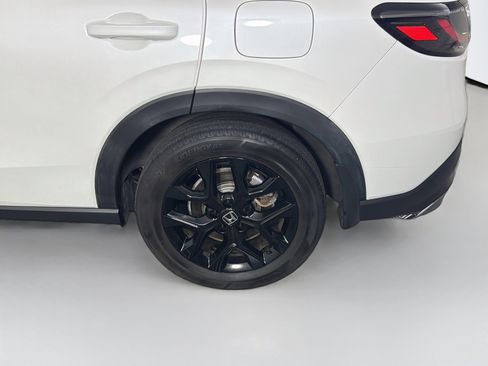 Used 2023 Honda HR-V Sport image 11