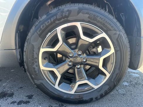 Used 2014 Subaru Crosstrek 2.0i Premium AWD/4WD image 9