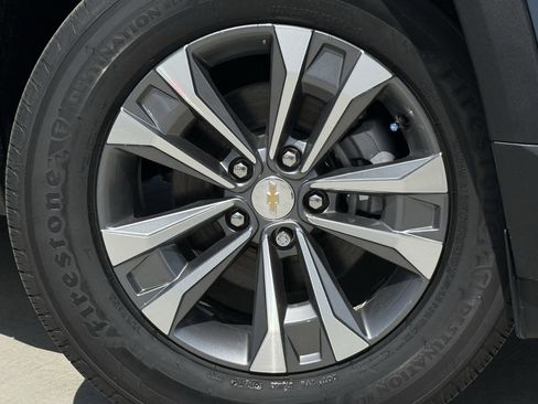 New 2026 Chevrolet Equinox LT w/ Safety and Technology Package image 9