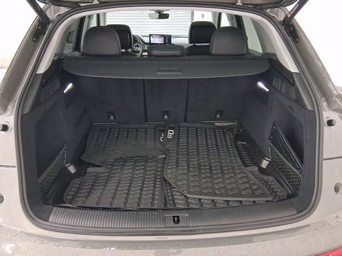 Used 2023 Audi Q5 2.0T Premium image 27