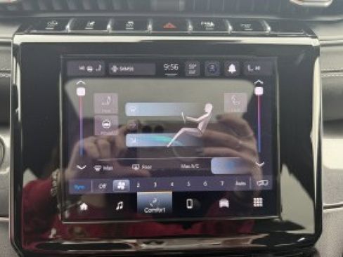 Used 2022 Jeep Grand Cherokee Altitude image 20