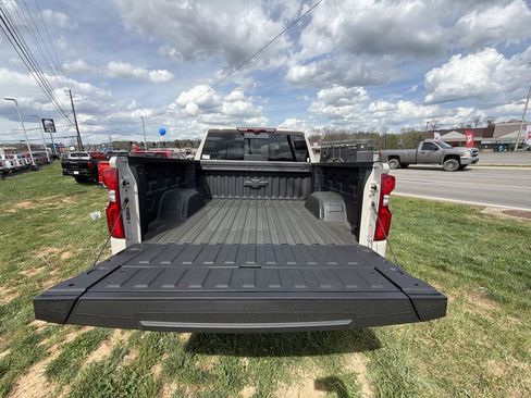 New 2026 Chevrolet Silverado 1500 ZR2 w/ LPO, Dark Essentials Package AWD/4WD image 30