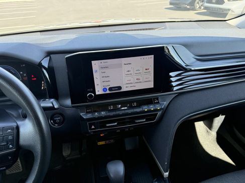 Used 2025 Toyota Camry LE FWD image 16