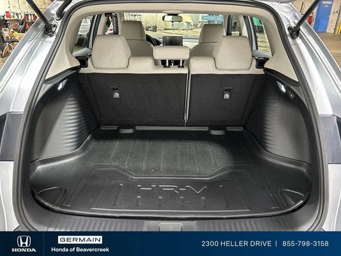 Used 2023 Honda HR-V LX image 29