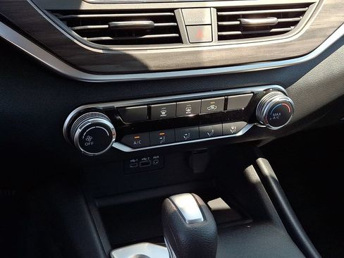 New 2026 Nissan Altima 2.5 SV AWD/4WD image 14