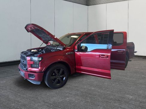 Used 2016 Ford F150 XLT w/ Equipment Group 302A Luxury AWD/4WD image 11