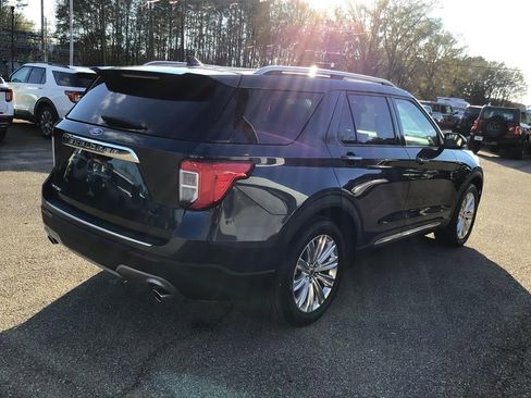 Used 2022 Ford Explorer Limited w/ Equipment Group 301A image 11