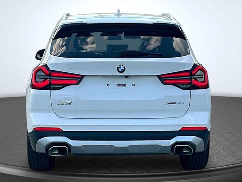 Used 2024 BMW X3 xDrive30i w/ Premium Essential Package AWD/4WD image 4