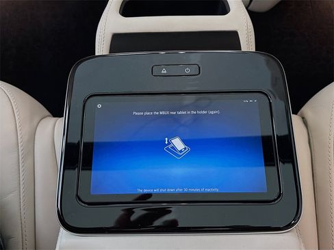 Used 2025 Mercedes-Benz GLS 63 AMG 4MATIC image 29