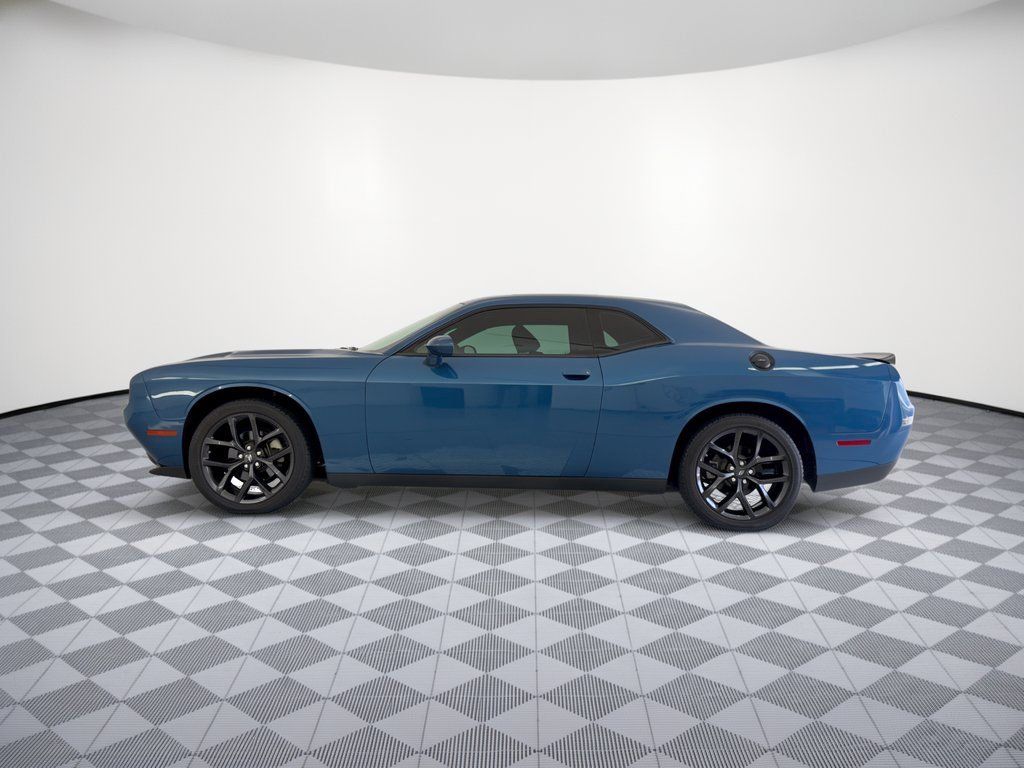 Used 2022 Dodge Challenger SXT w/ Blacktop Package RWD image 2