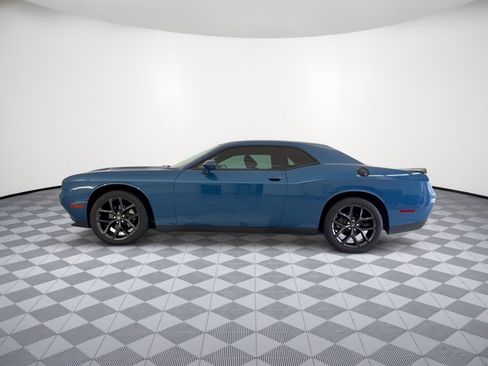 Used 2022 Dodge Challenger SXT w/ Blacktop Package RWD image 2