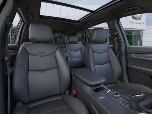 New 2025 Cadillac XT6 Luxury w/ LPO, Floor Liner Package image 18