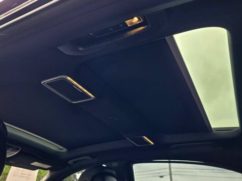 Used 2015 Mercedes-Benz S 550 4MATIC Sedan image 23