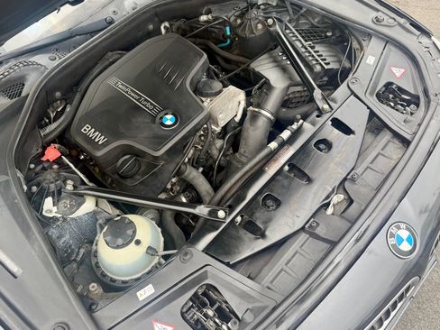 Used 2012 BMW 528i Sedan image 28