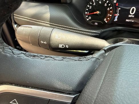 Used 2023 Jeep Compass Latitude w/ Sun and Sound Group AWD/4WD image 26