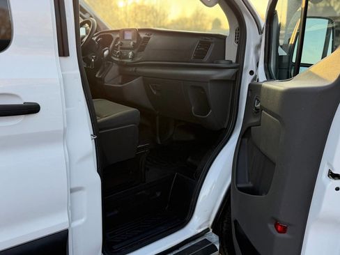 Used 2024 Ford Transit 250 Low Roof w/ Exterior Upgrade Package image 57