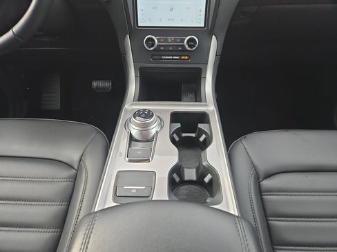 Used 2024 Ford Edge SEL w/ Convenience Package image 21