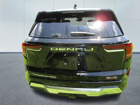 New 2026 GMC Terrain Denali AWD/4WD image 9